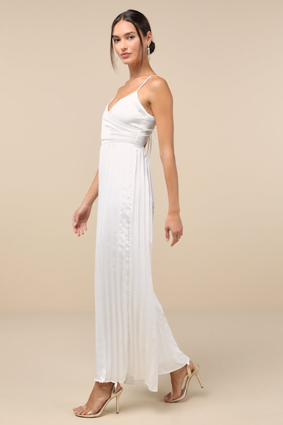 LULUS MEMORABLY SOPHISTICATED WHITE SATIN PLEATED BACKLESS JUMPSUIT