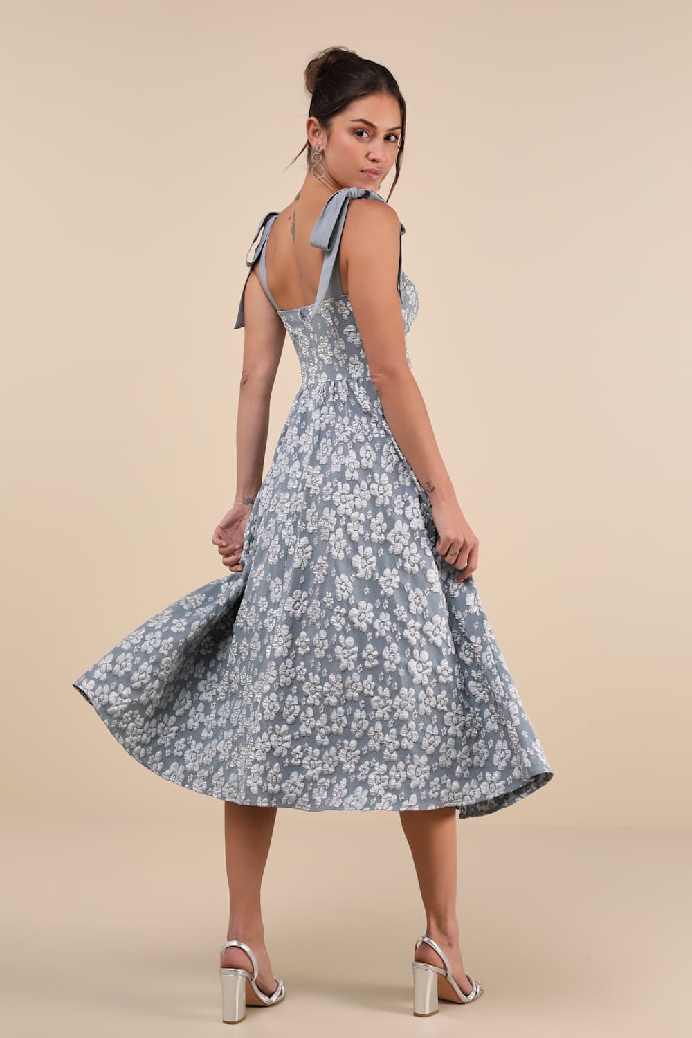 Cute Dresses, Tops, Shoes & Clothing for Women