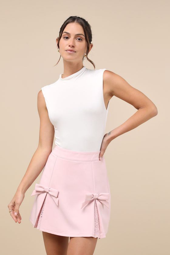 Charmed Energy Light Pink Embroidered Pleated Bow Mini Skirt 5