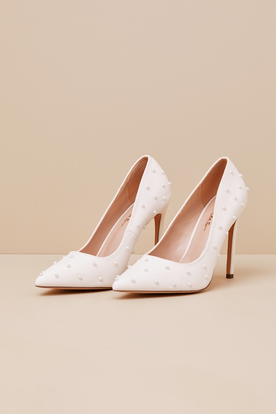 Petitee White Pearl Pointed-Toe Pumps 5