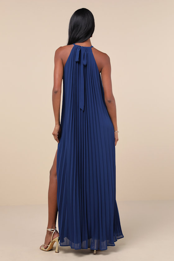 Exceptionally Elegant Blue Pleated Chiffon Maxi Dress 3