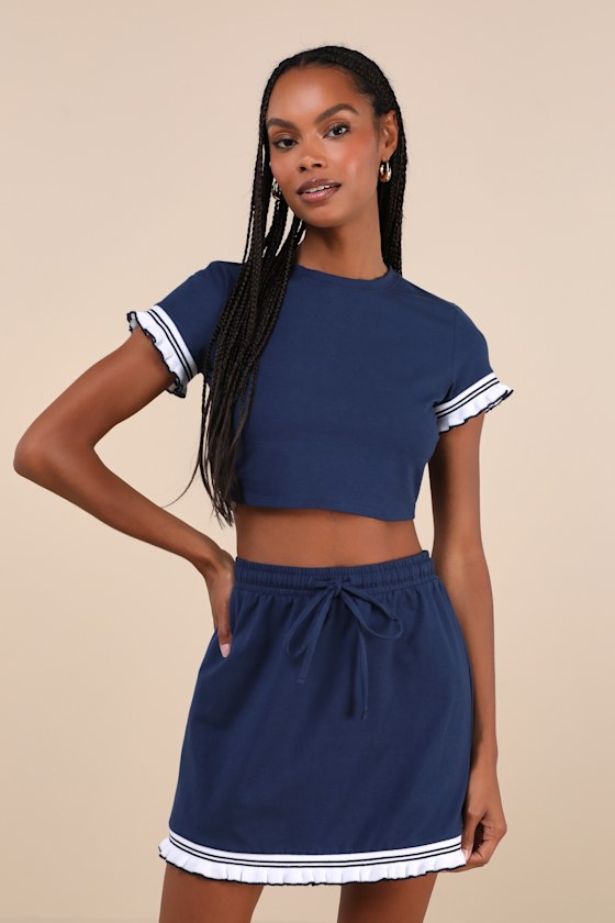 LULUS SWEET SCORE NAVY BLUE RUFFLED SHORT SLEEVE CROP TOP