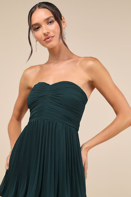 Lulus Seriously Sensational Emerald Strapless Tiered Maxi Dress In Green