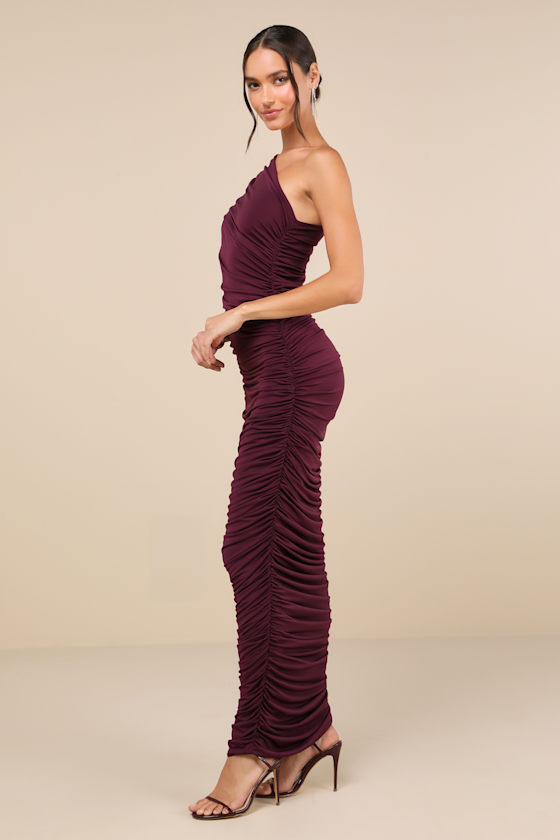 Lulus Effortless Magnetism Dark Plum Ruched One-shoulder Maxi Dress In Purple
