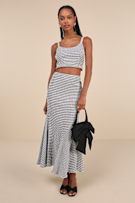 Classic Choice Navy Blue Gingham Trumpet Hem Midi Skirt 3