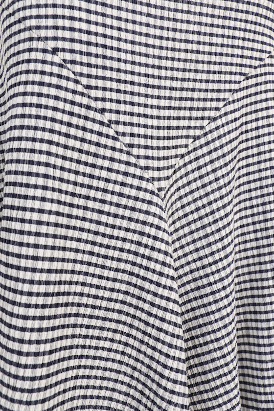 Lulus Classic Choice Navy Blue Gingham Trumpet Hem Midi Skirt In Navy Blue