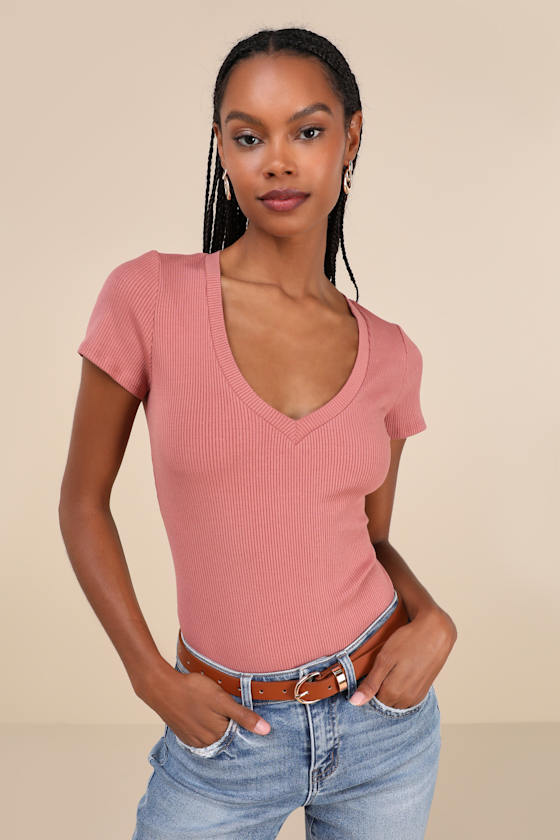 LULUS VERSATILE PICK RUSTY ROSE RIBBED KNIT SHORT SLEEVE BODYSUIT