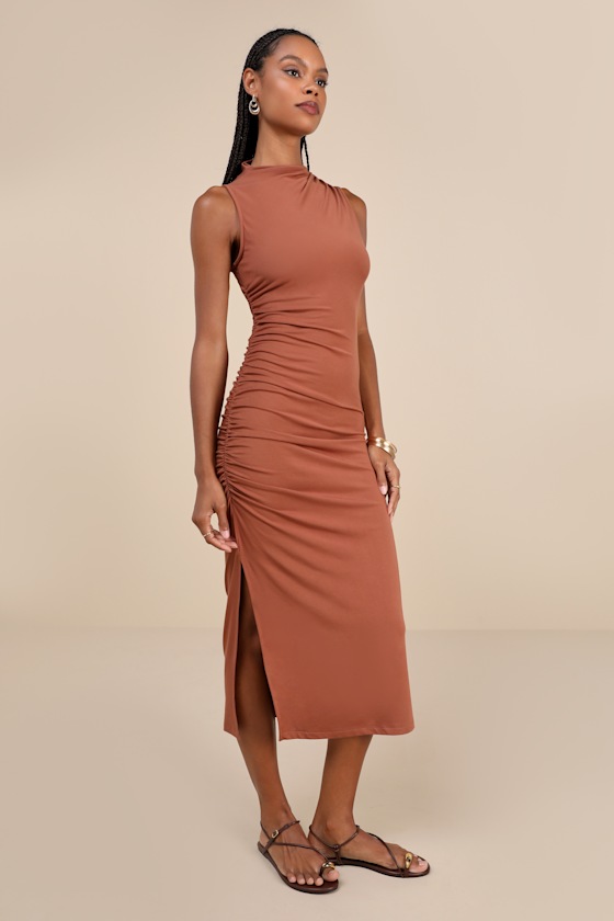 HIGH NECK RUCHED DRAPED DRESS BROWN