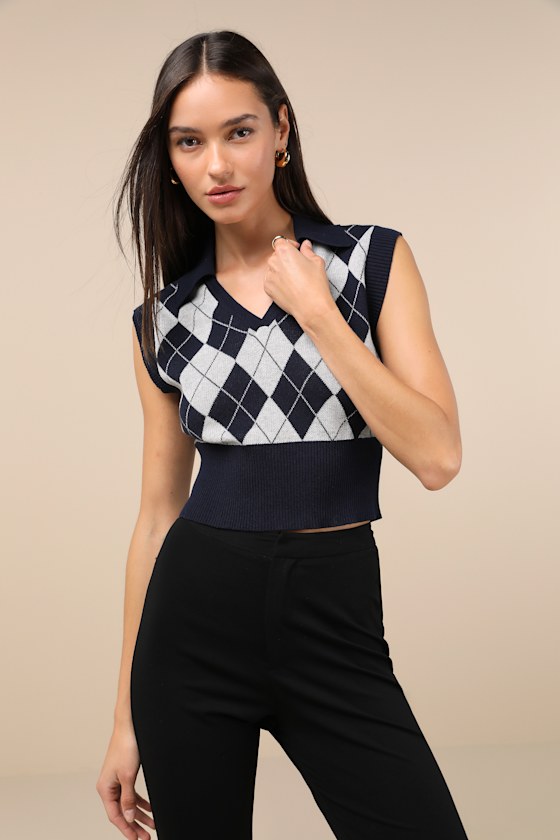 LULUS SKILLFUL POISE NAVY AND GREY ARGYLE COLLARED SWEATER VEST