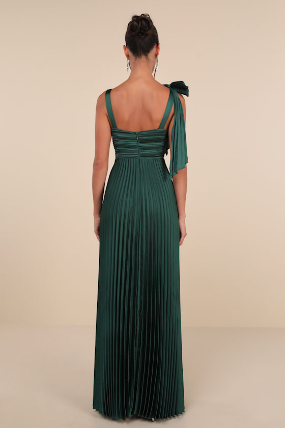 Lulus Gorgeous Purpose Emerald Satin Pleated Sleeveless Bow Maxi Dress In Green