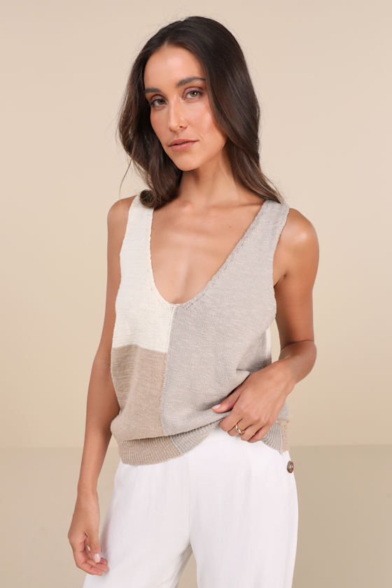Modern Look Ivory and Grey Color Block Sweater Knit Tank Top 1