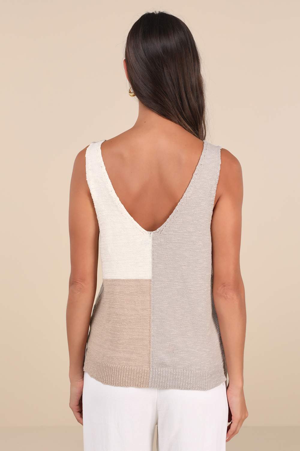 Modern Look Ivory and Grey Color Block Sweater Knit Tank Top