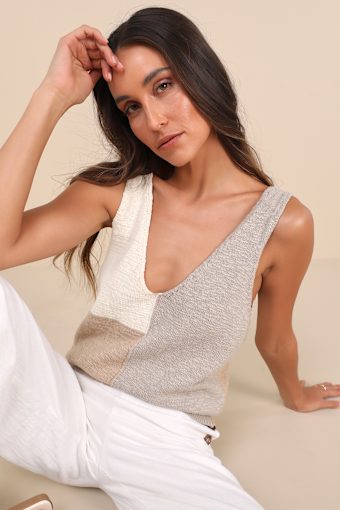 Modern Look Ivory and Grey Color Block Sweater Knit Tank Top 4