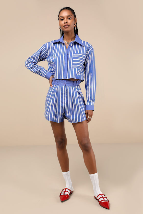 LULUS PLAYFUL BABE BLUE AND WHITE STRIPED CROPPED BUTTON-UP TOP
