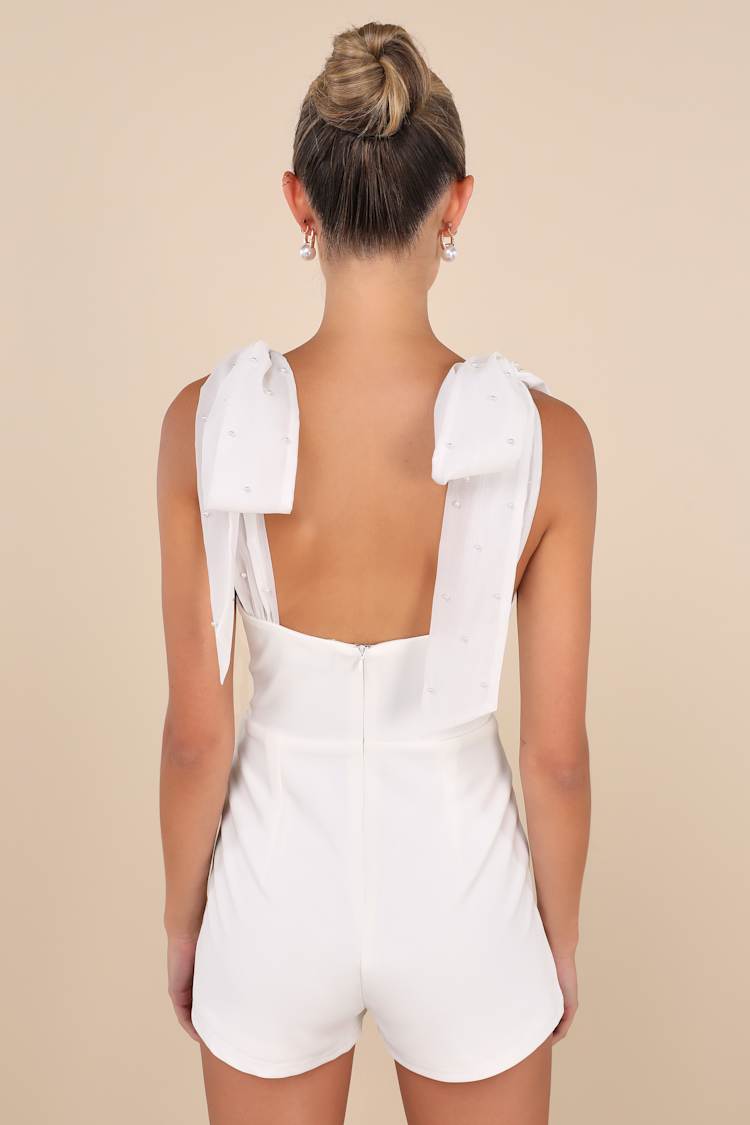 Cute Dresses, Tops, Shoes & Clothing for Women