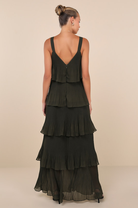 Elegant Nature Olive Green Pleated Sleeveless Tiered Maxi Dress 3