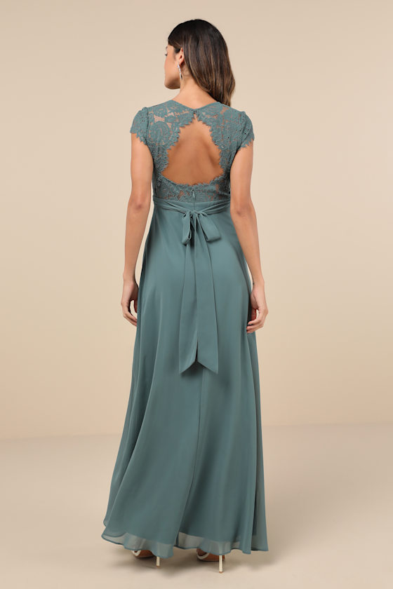 LULUS MOMENTOUS MOMENTS DARK SAGE GREEN LACE BACKLESS MAXI DRESS