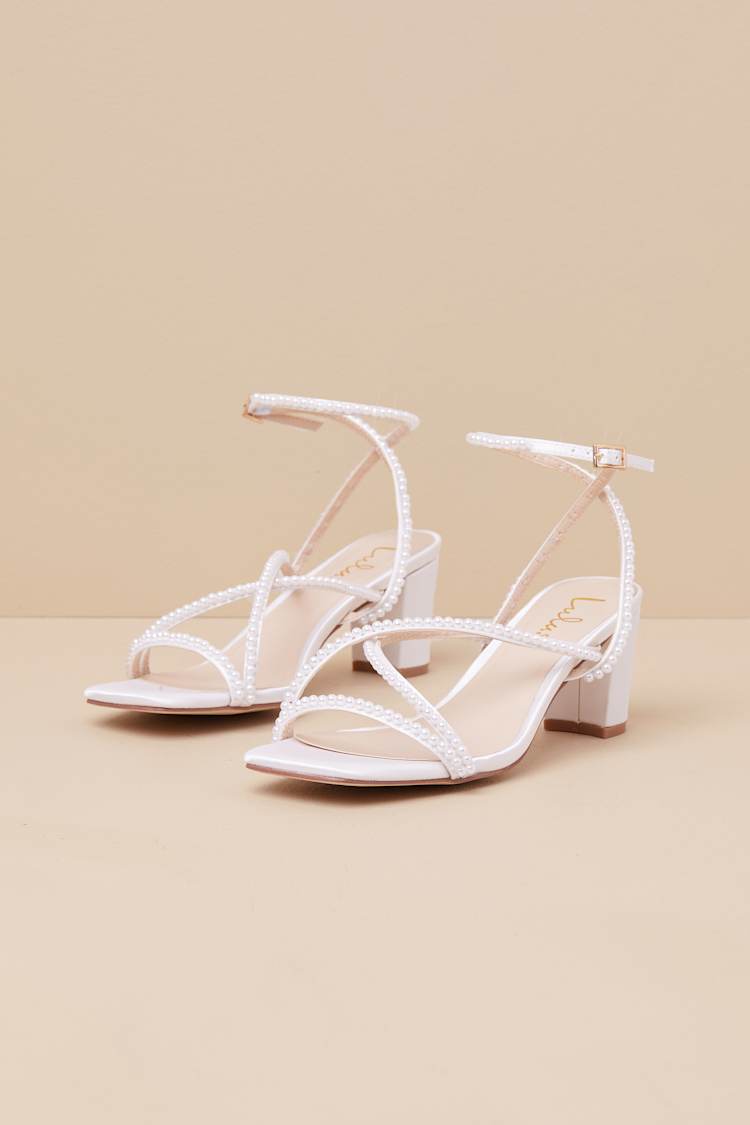 Cute Dresses, Tops, Shoes & Clothing for Women