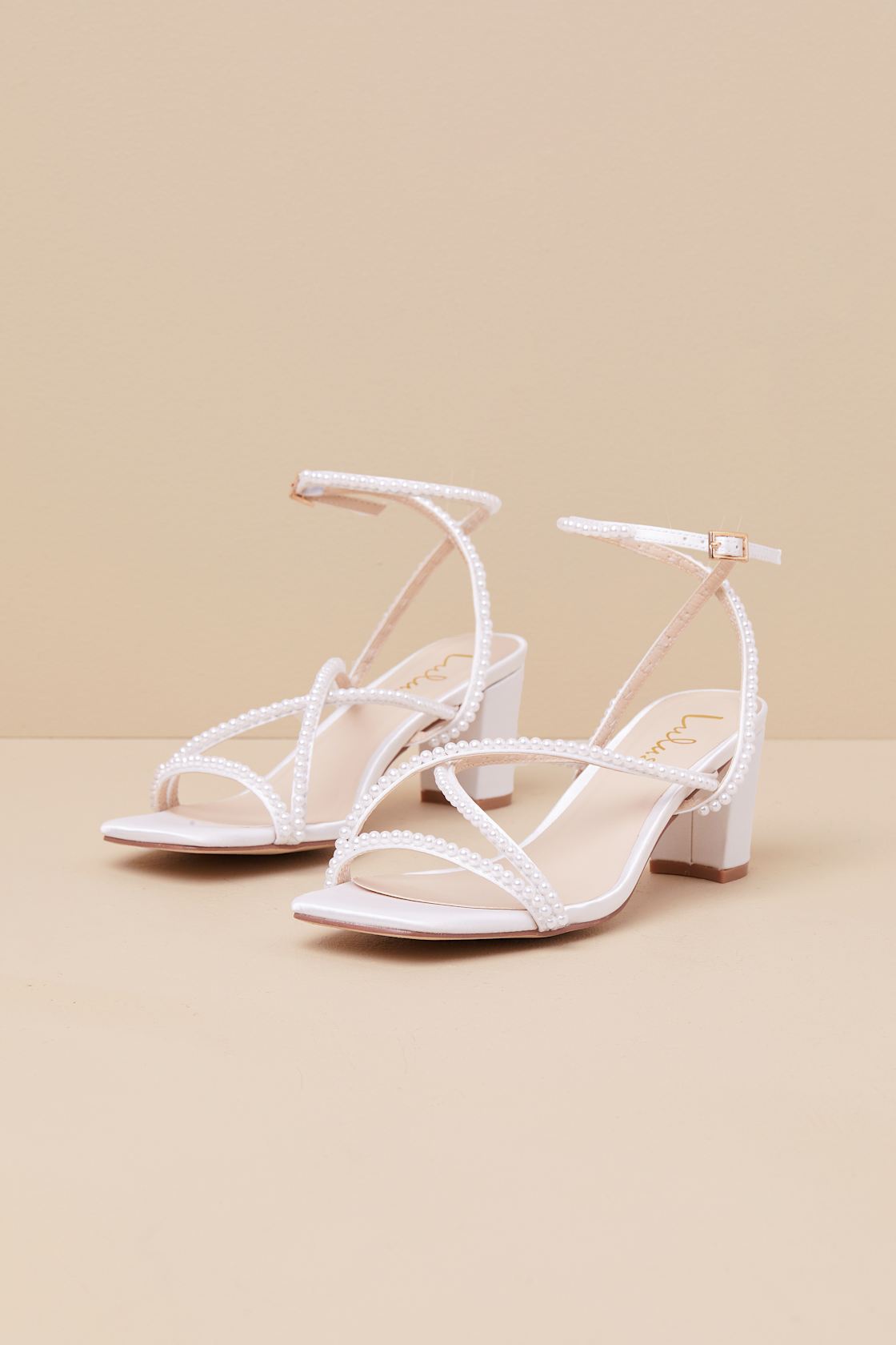 Cute Dresses, Tops, Shoes & Clothing for Women