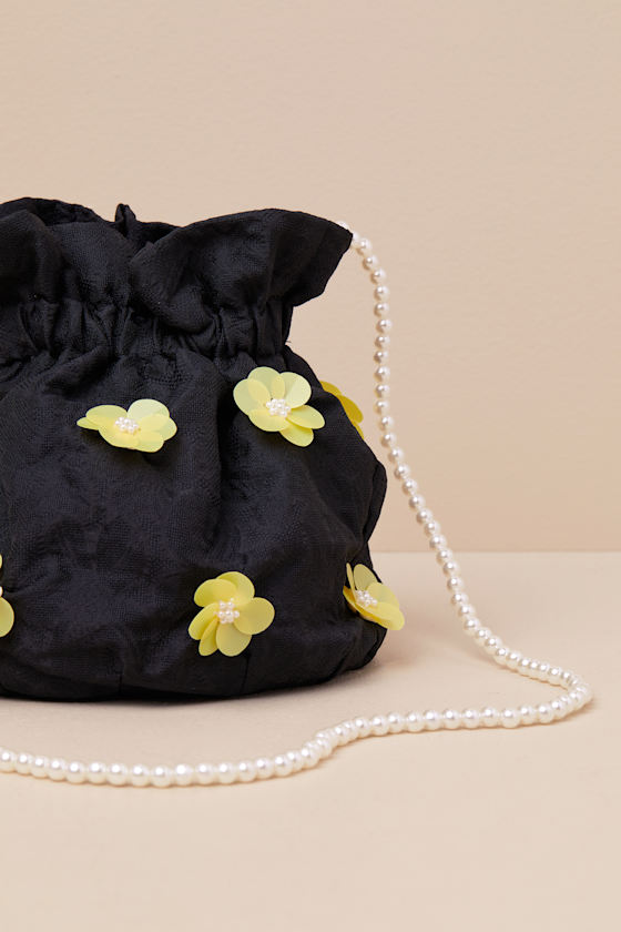 Jacquard Blossom Tassled Bag