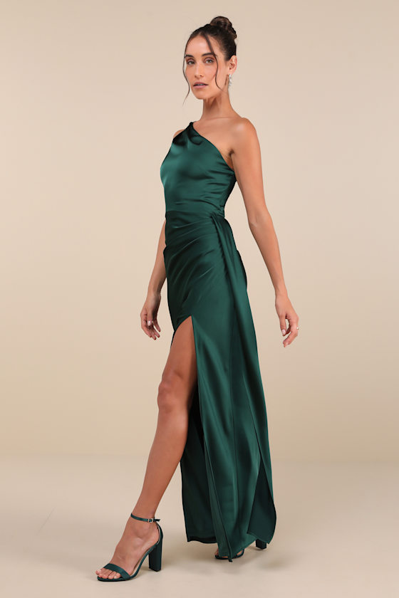 Lulus Signature Elegance Emerald Satin One-shoulder Maxi Dress In Green