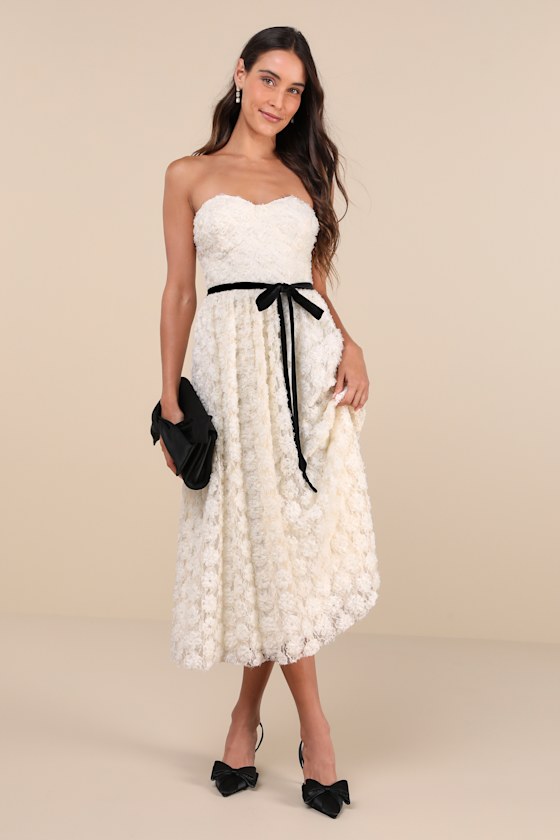Cute Merriment Ivory 3D Floral Applique Lace Midi Dress 1