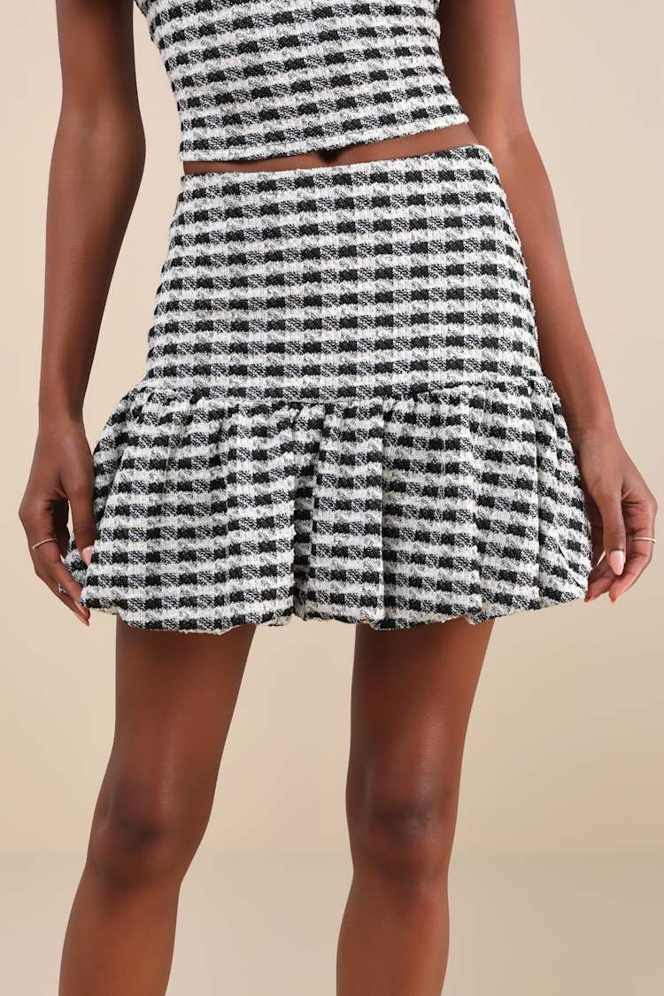 Ultra Darling Black and White Gingham Tweed Bubble-Hem Skirt