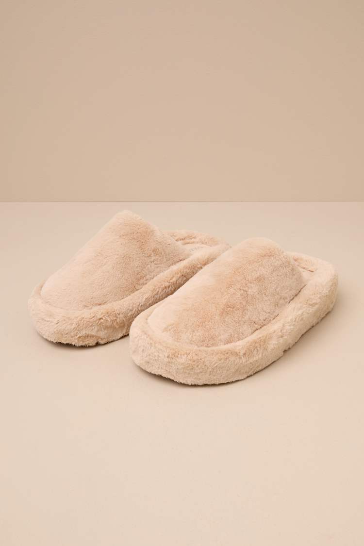 Socozee Beige Faux Fur Flatform Slippers