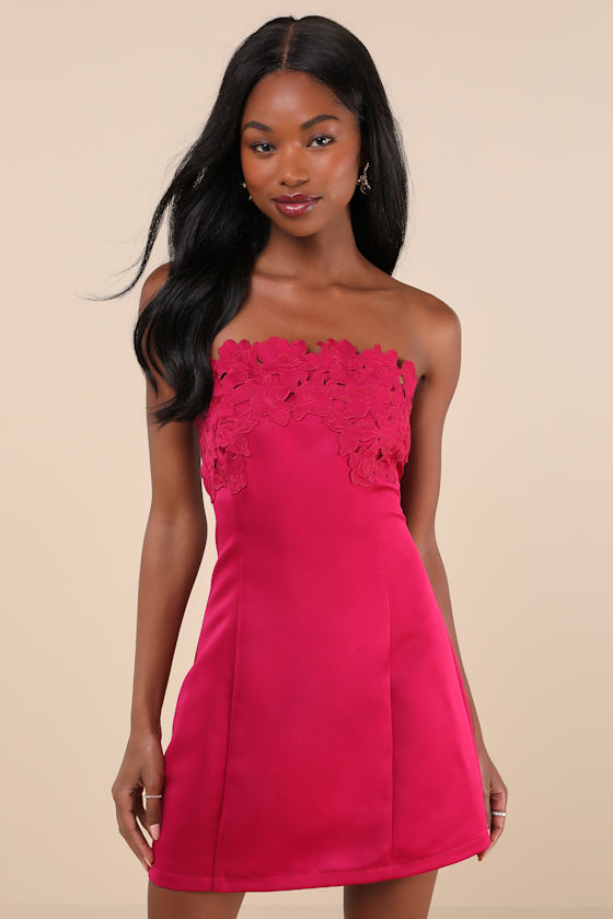 Unforgettable Icon Magenta Satin Strapless Floral Mini Dress 1