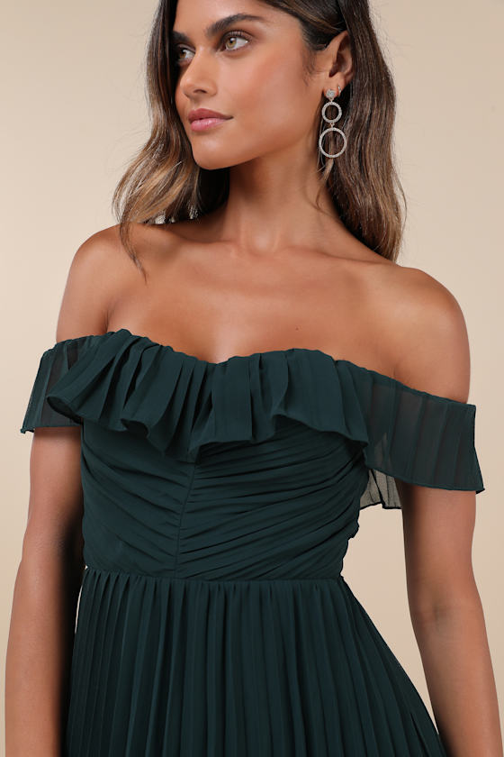 Lulus Always Remarkable Emerald Pleated Off-the-shoulder Maxi Dress In Green