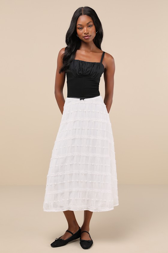 Expert Sweetness White Textured A-Line Midi Skirt 5