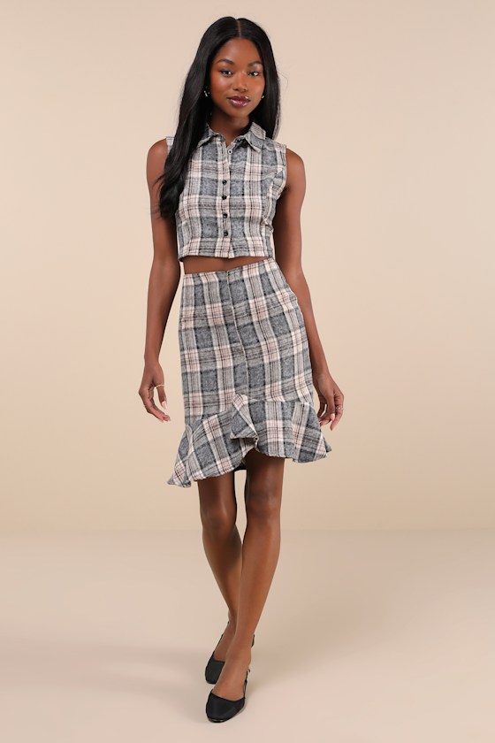 Convincingly Posh Grey Plaid Ruffle Hem Midi Skirt 3
