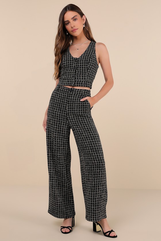 LULUS POSH PERCEPTION BLACK AND WHITE PLAID TWEED CROPPED BUTTON TOP