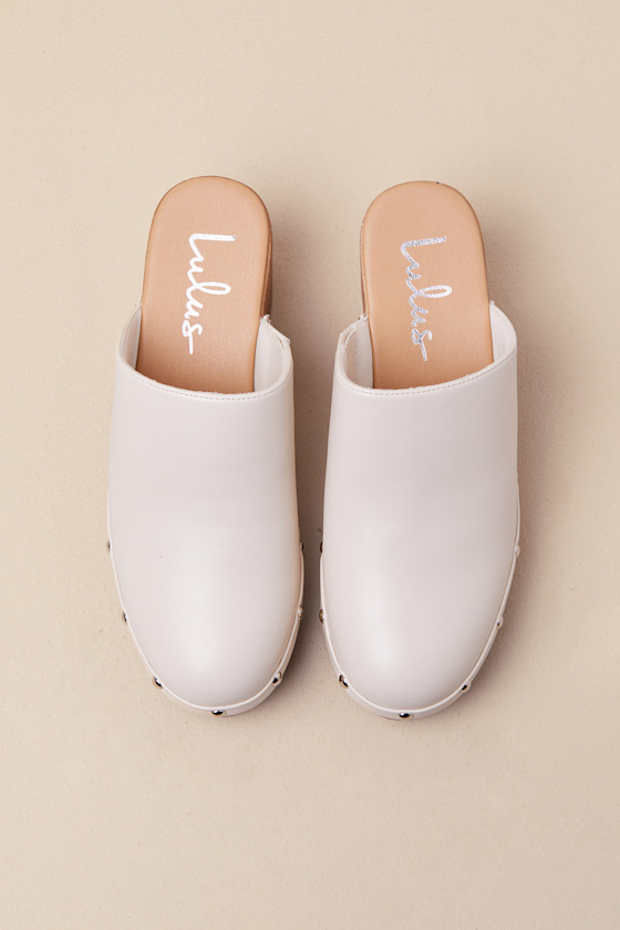 LULUS ROMAIN BONE STUDDED PLATFORM CLOGS