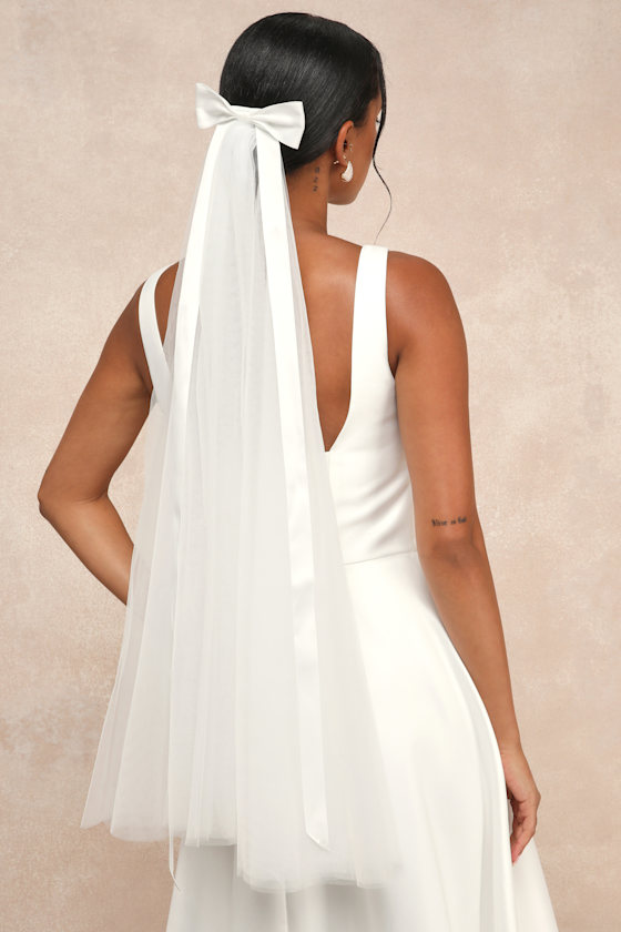 Darling Beloved White Tulle Waist-Length Bow Veil 1