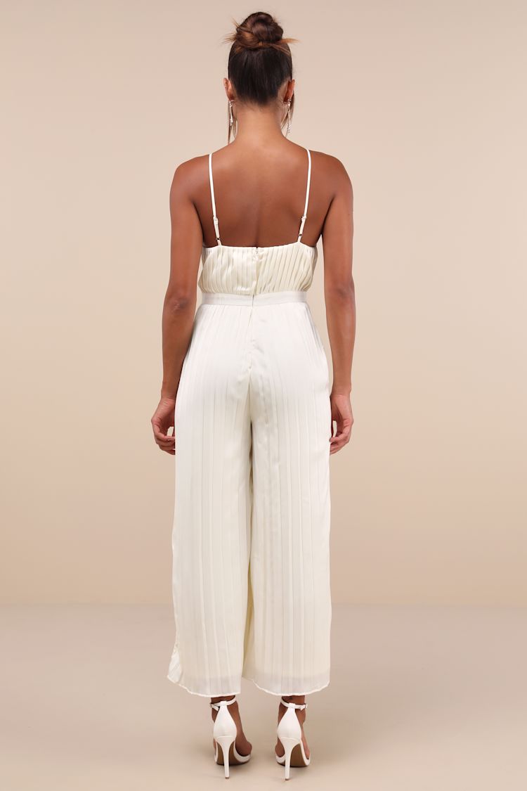 Cute Dresses, Tops, Shoes & Clothing for Women