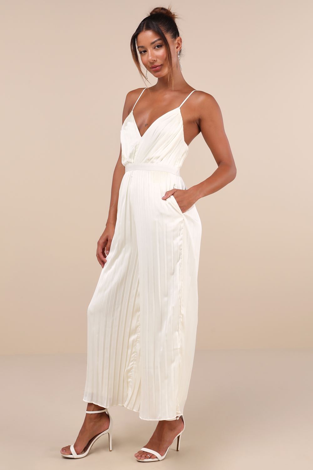 Cute Dresses, Tops, Shoes & Clothing for Women