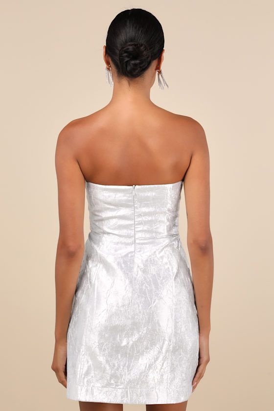 Lulus Party Poise Silver Textured Strapless Bodycon Mini Dress In Silver