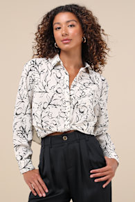 Artsy Attitude White Floral Collared Twist Hem Button-Up Top
