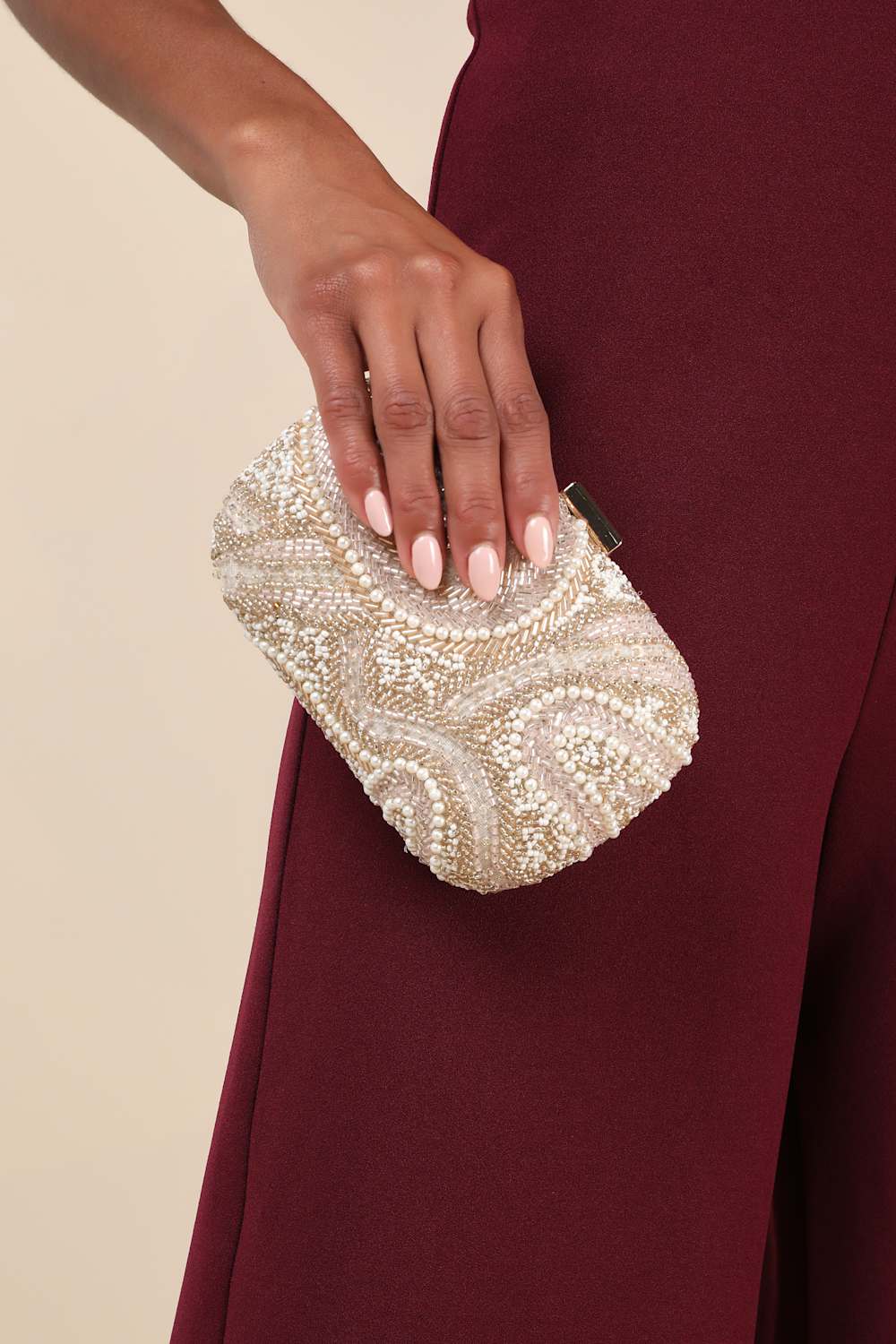 Upscale Idea Beige and Pink Beaded Pearl Hard-Sided Clutch