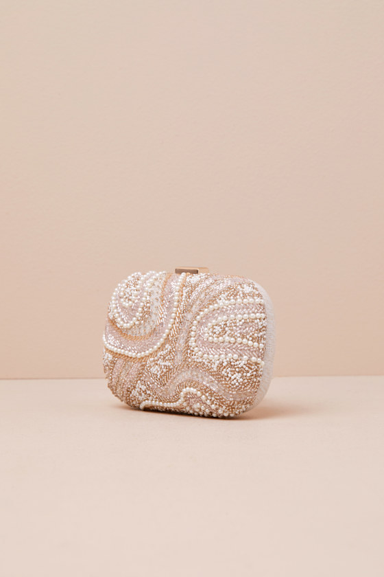Upscale Idea Beige Beaded Pearl Hard-Sided Clutch - thumbnail 6