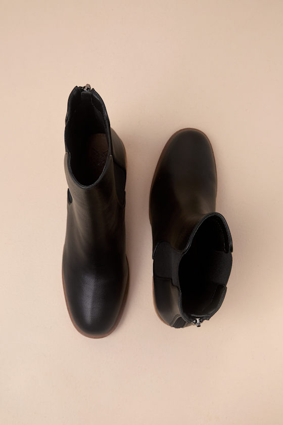 LULUS KARLACH BLACK LOW HEEL ANKLE BOOTIES 