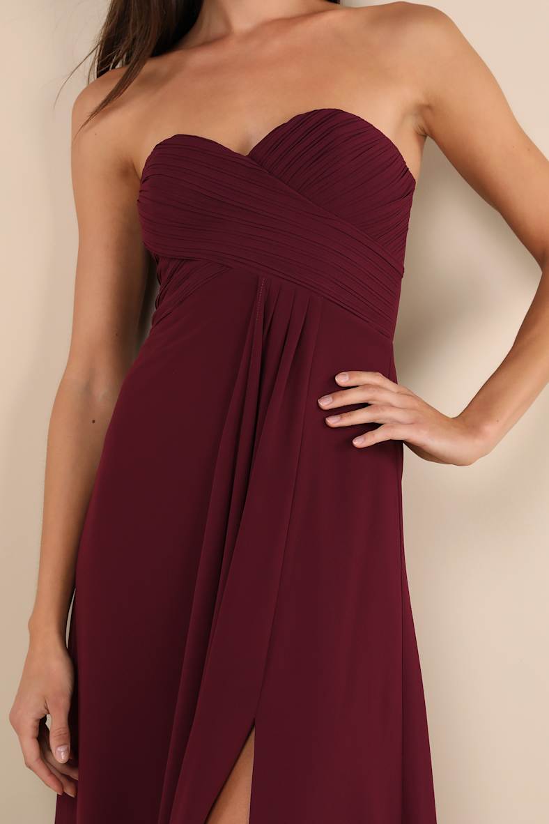 Splendid Aura Plum Purple Chiffon Pleated Strapless Maxi Dress