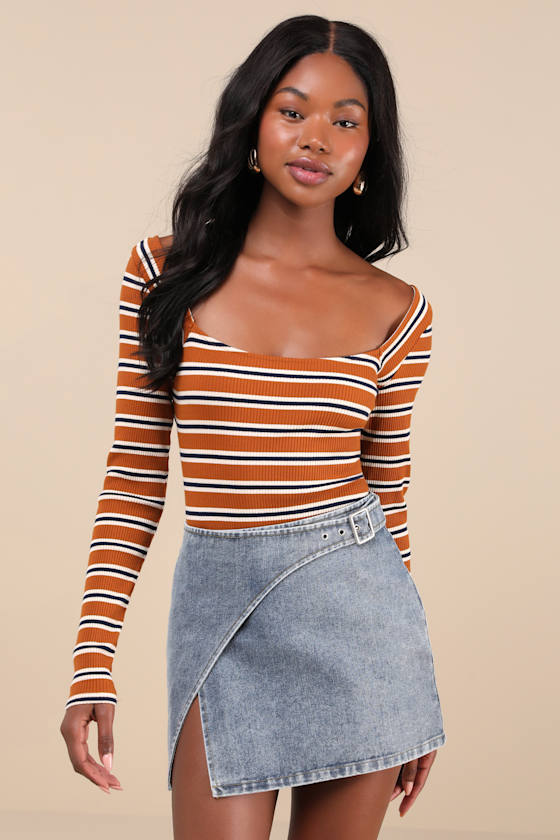 Trendsetting Cuteness Medium Wash Belted Wrap Denim Mini Skirt 1