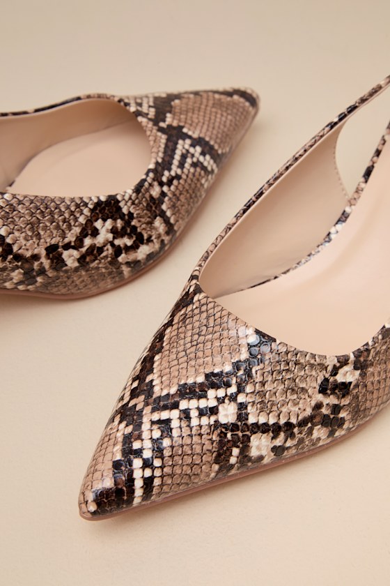 LULUS FOSETTE BROWN SNAKE POINTED-TOE SLINGBACK PUMPS