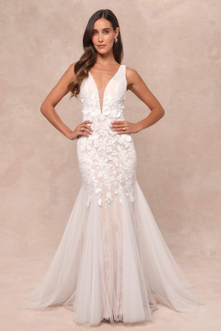 Exceptional Vow White Tulle Lace Applique Mermaid Maxi Dress