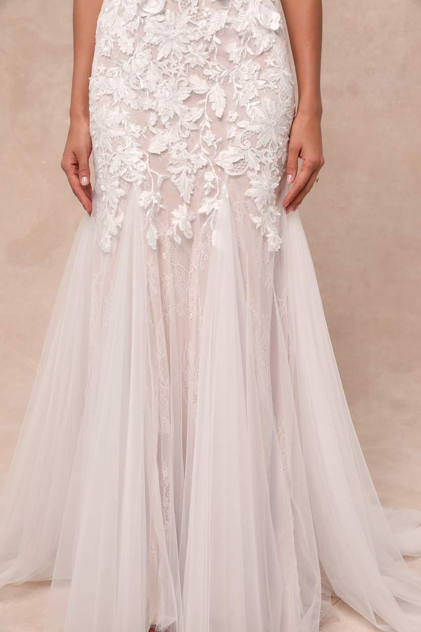 Exceptional Vow White Tulle Lace Applique Mermaid Maxi Dress