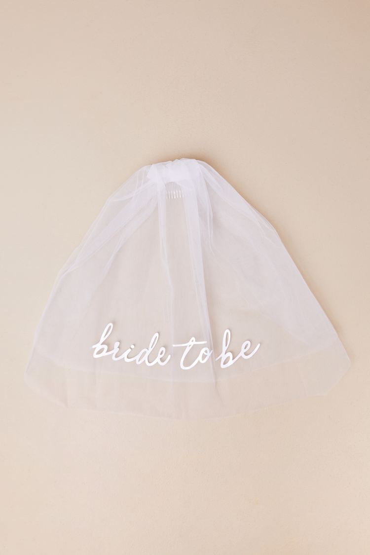 Bride to Be White Tulle Layered Short Veil