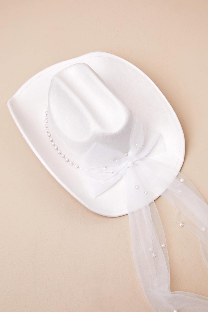 Ivory Suede Pearl Hat - Tulle Bow Cowboy Hat - Bride Western  display picture 1