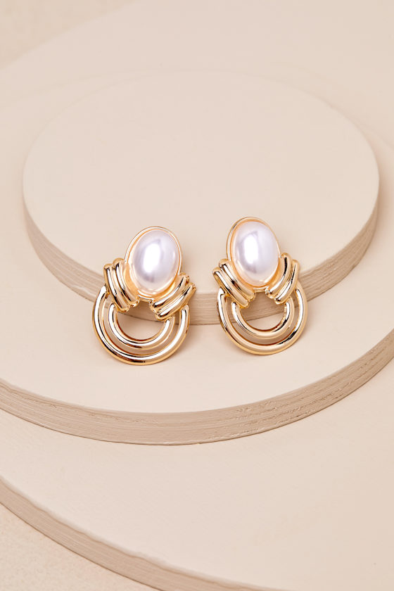 Special Essence Gold Pearl Abstract Statement Earrings 1